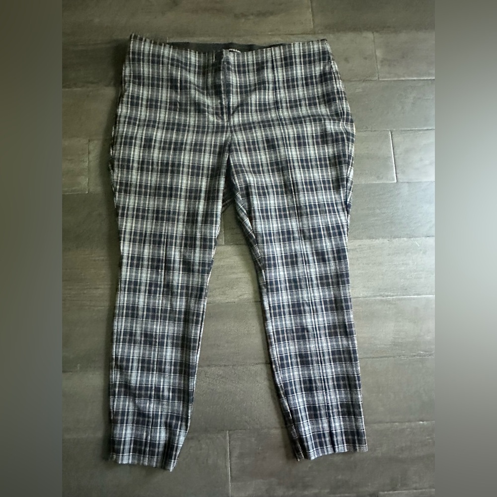 Plaid Ankle Pants